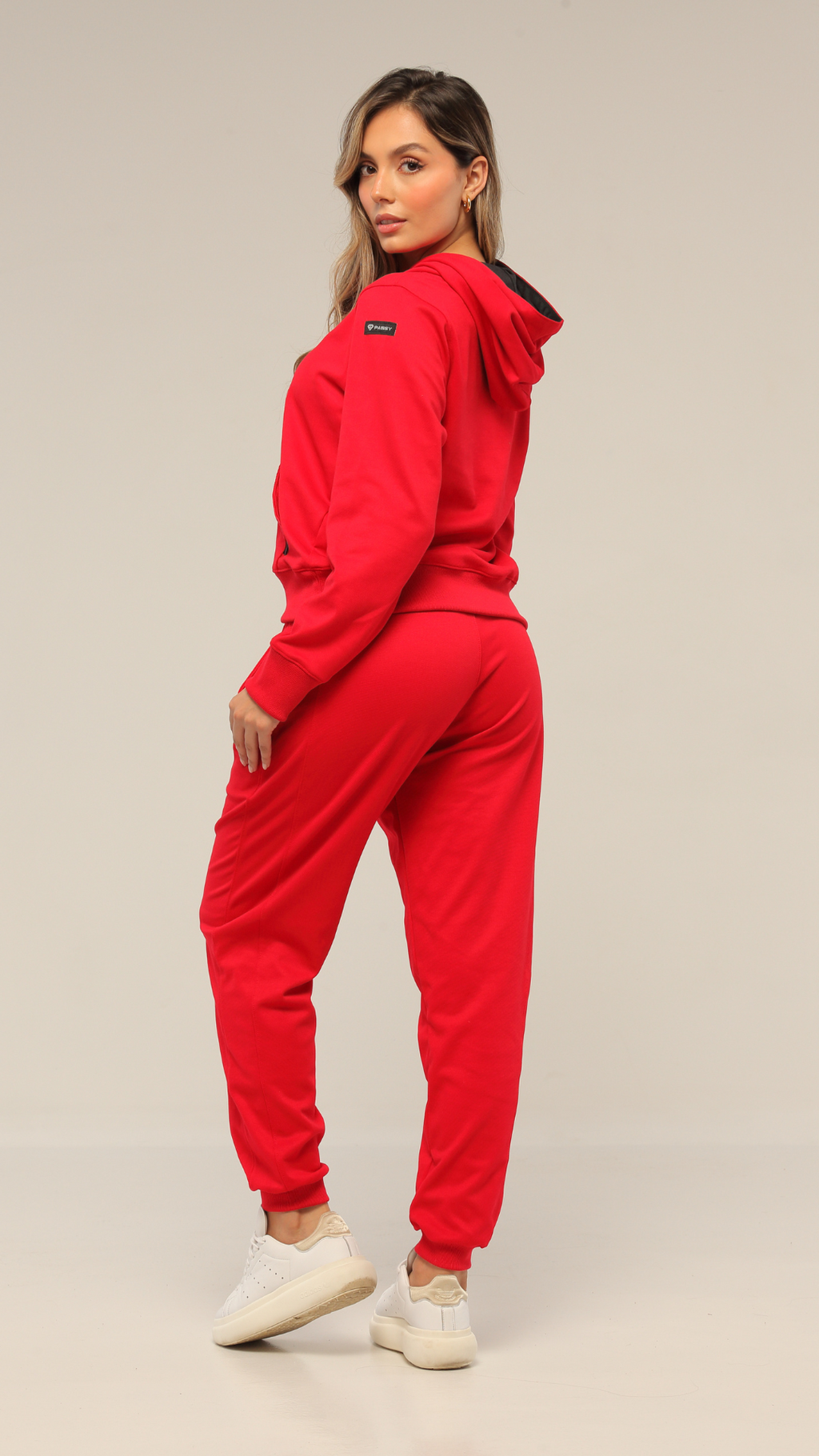 Set De Buzo Y Jogger Color Rojo Para Mujer